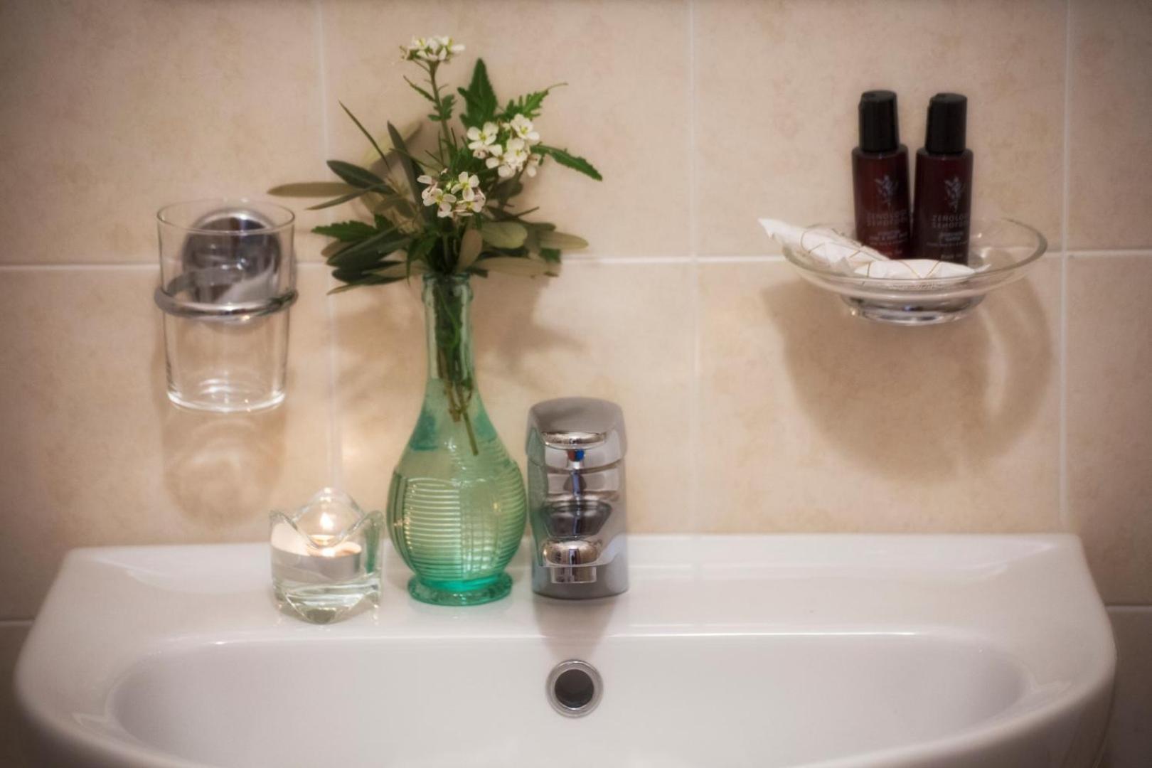 Convento San Bernardino Hotel Montefranco Екстериор снимка