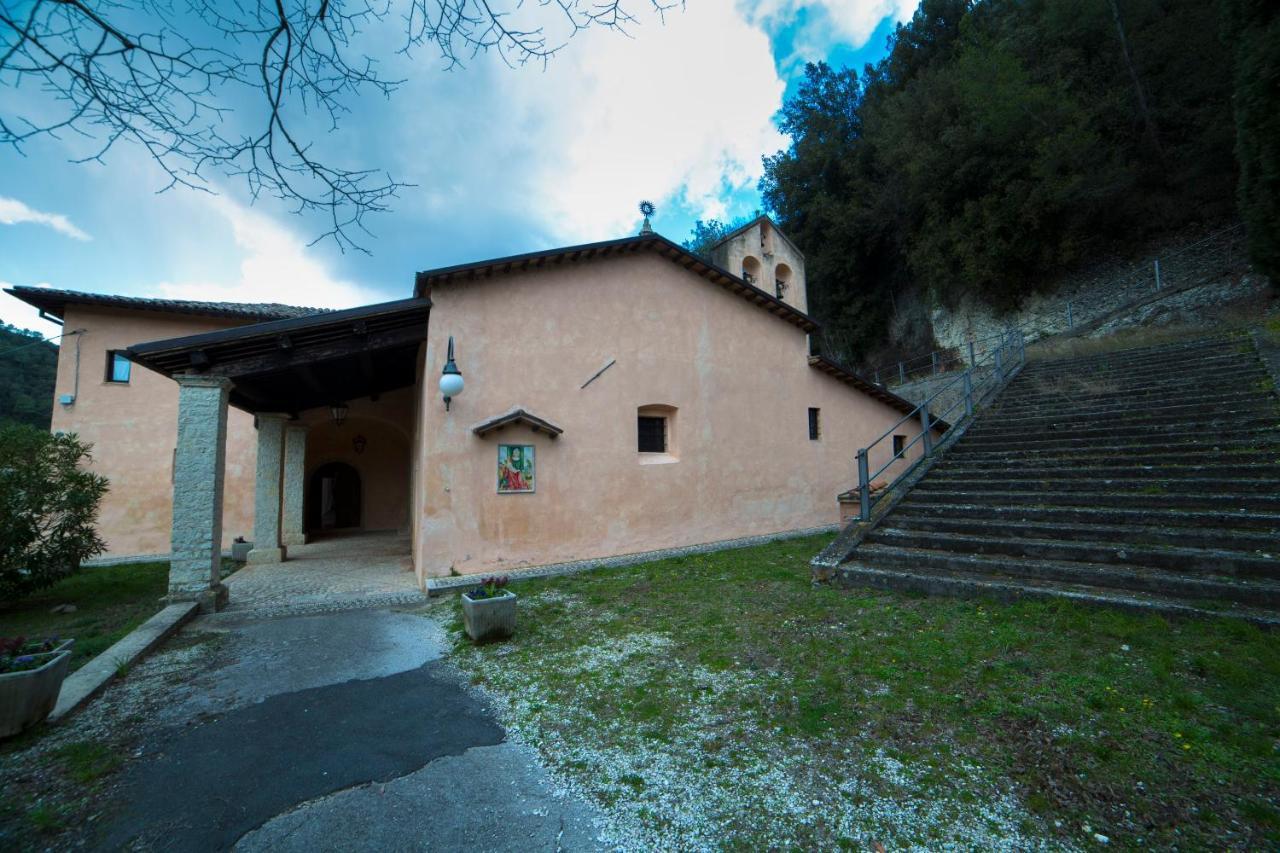 Convento San Bernardino Hotel Montefranco Екстериор снимка