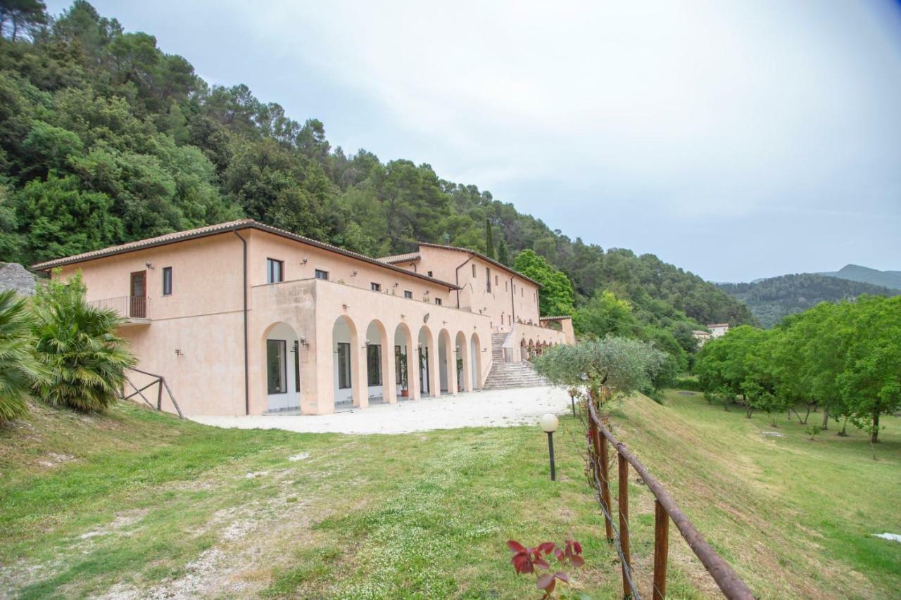 Convento San Bernardino Hotel Montefranco Екстериор снимка
